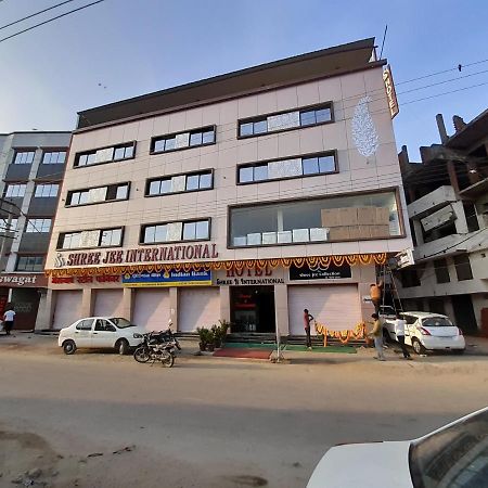Shree Jee Intenational Hotel Nāthdwāra Екстериор снимка