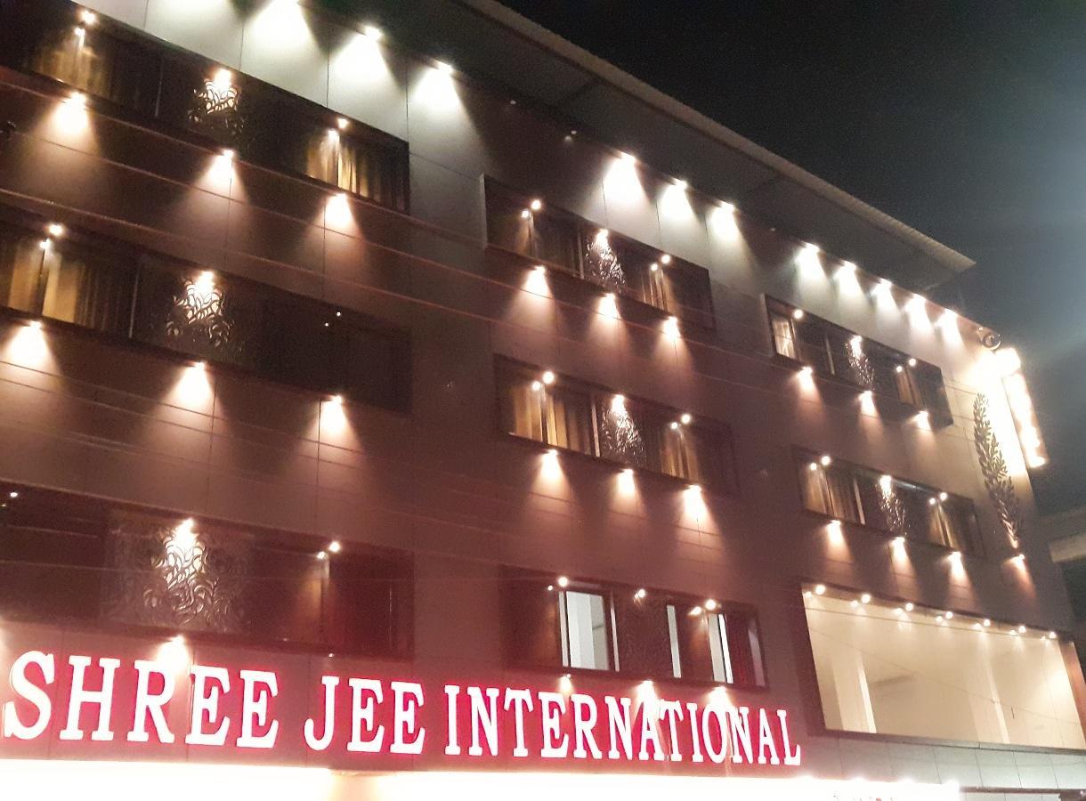 Shree Jee Intenational Hotel Nāthdwāra Екстериор снимка