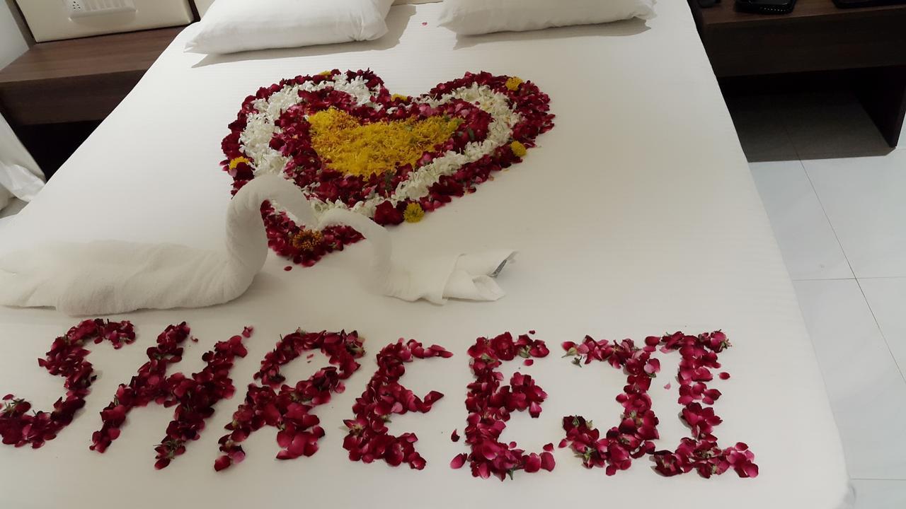 Shree Jee Intenational Hotel Nāthdwāra Екстериор снимка