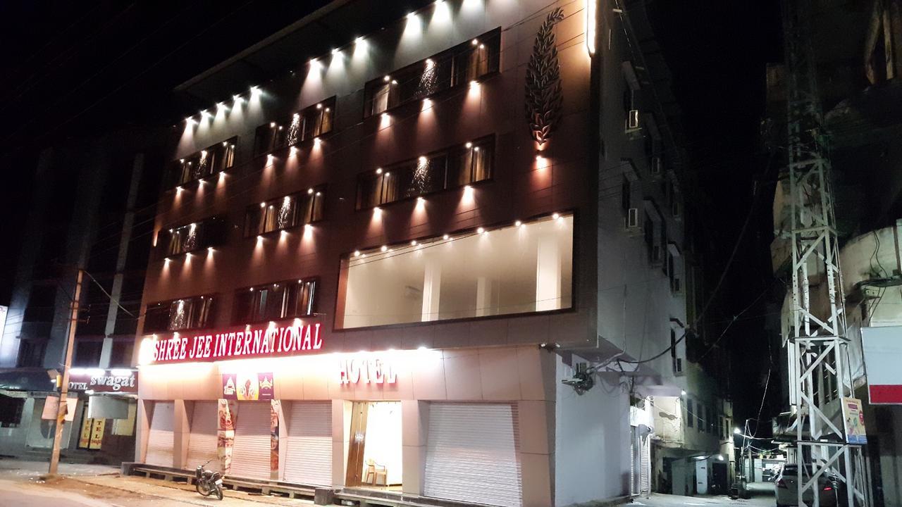 Shree Jee Intenational Hotel Nāthdwāra Екстериор снимка